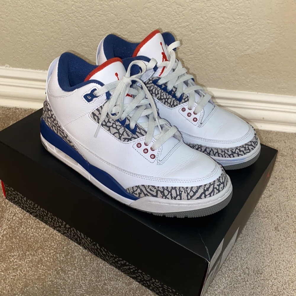 Air Jordan 3’s Retro OG “True Blue”